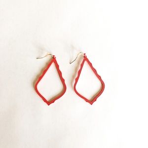 Kendra Scott Sophee Earrings in Matte Red